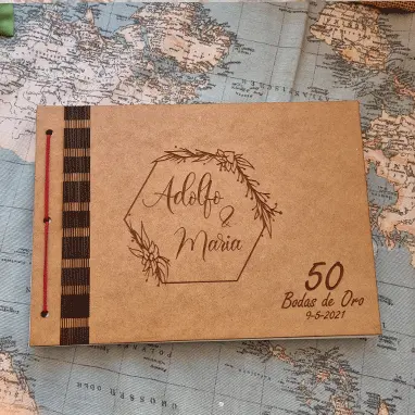 ÁLBUM DE MADERA - Vista 2